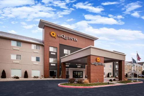 La Quinta Inn and Suites by Wyndham Elkhart