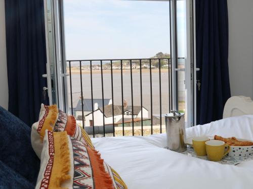 The Light House - image 7