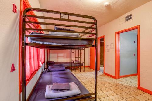 Sin City Hostel - image 8