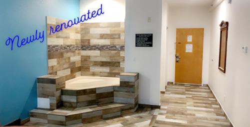 Super 8 by Wyndham Daytona Beach - main image