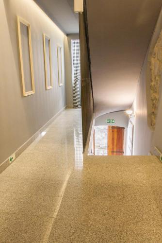 D & Sons Apartments - image 14