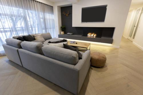 Mt Buller Chalet Hotel & Suites