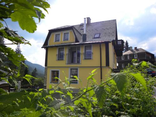 Зовнішній вигляд готелю, Landhaus Semmering in Земмерінґ