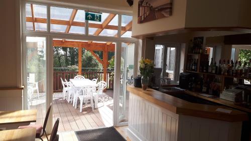 Mount Stuart Hotel - image 7