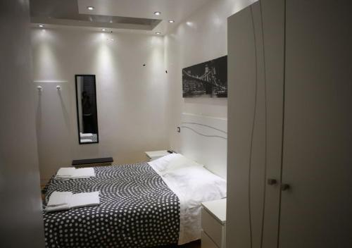 White Vatican - image 12