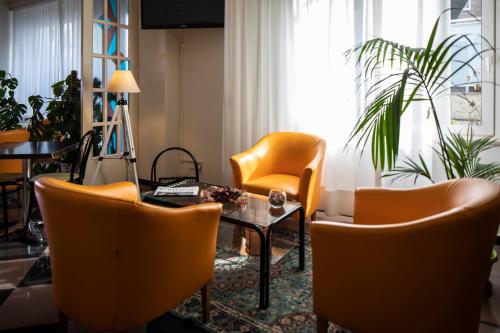 Hotel Figaro & Apartments - image 8