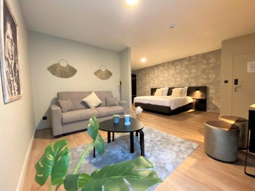 Bloomhotel - image 8