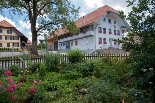  La Maison Salvagny, Pension in Lurtigen bei Laupen