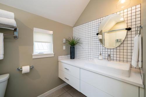 Be Our Guest #314 - image 30