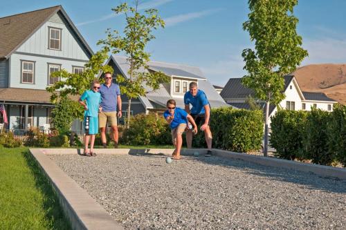 Be Our Guest #314 - image 42