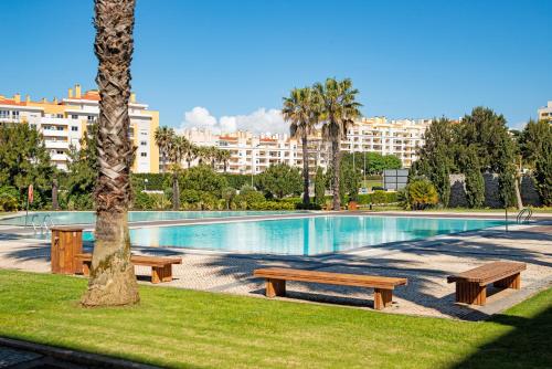 Bafureira Cascais Apartment; Condomínio privado com piscina - image 6