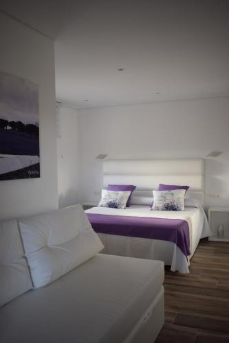 . Hotel Restaurante Racha