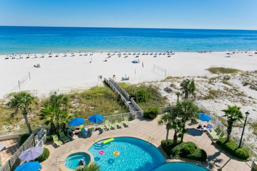 Exterior view, Holiday Inn Express Orange Beach - On The Beach By IHG in Orange Beach (AL)