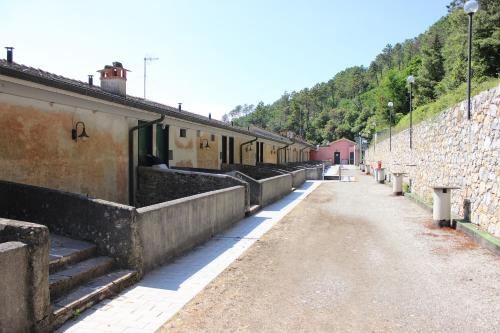 Santuario NS Soviore Cinque Terre