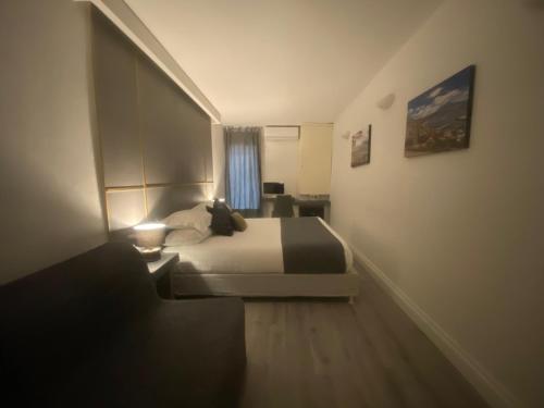 WELLNESS HM wellness home By Dimorra, Naples