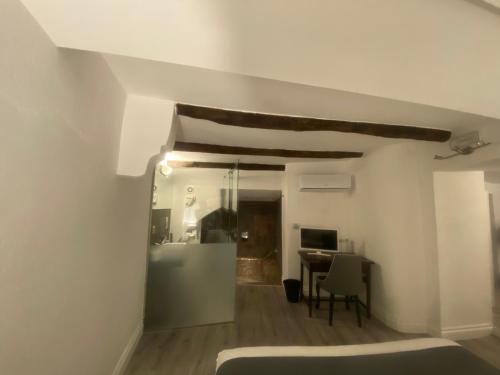 Wellness Hm Napoli – Naples, CO