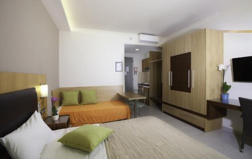 Pefkos Beach Studios & Apartments - image 10