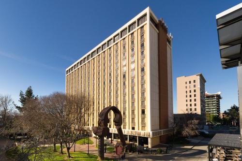 Holiday Inn Sacramento Downtown - Arena