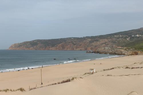 Bafureira Cascais Apartment; Condomínio privado com piscina - image 11
