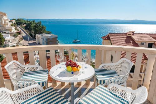 251245729 Hotel Villa MiraMar
