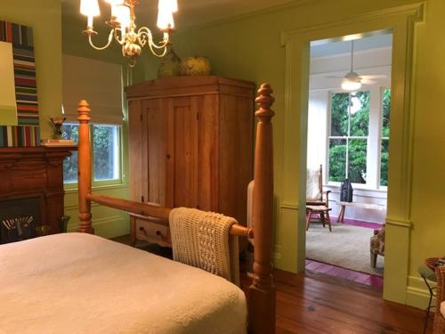 Elmwood 1820 Bed & Breakfast Inn – Washington, NC