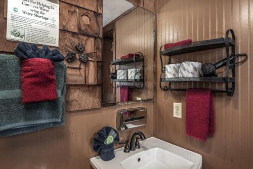 Canyon Cabins - image 5