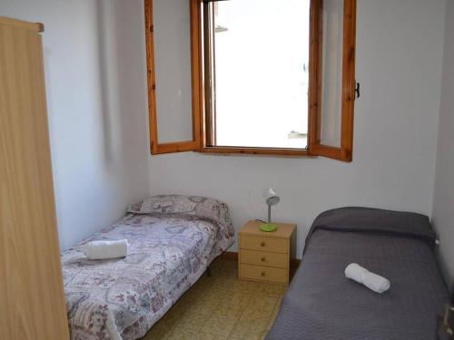 Cosy Apartment Near The Beach With Patio; Pets Allowed; Parking Available - main image
