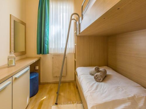 Two-Bedroom Apartment with Balcony image 10