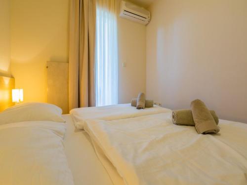 One-Bedroom Apartment with Balcony image 10