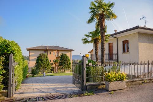 Villa Viola-Comoda villetta a Caprino Veronese