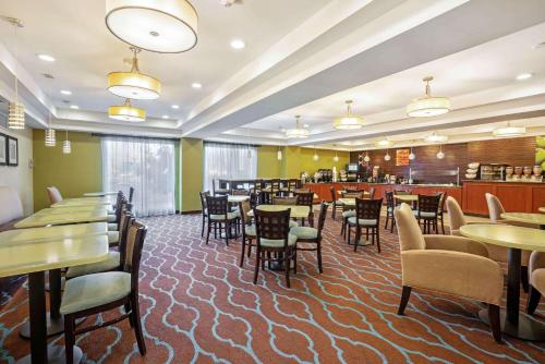 La Quinta Inn & Suites by Wyndham Boise Towne Square