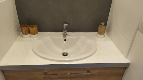 L'appartement des deux chênes - image 8