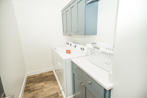 The Gathering Place by Freedom Vacation Rentals - main image