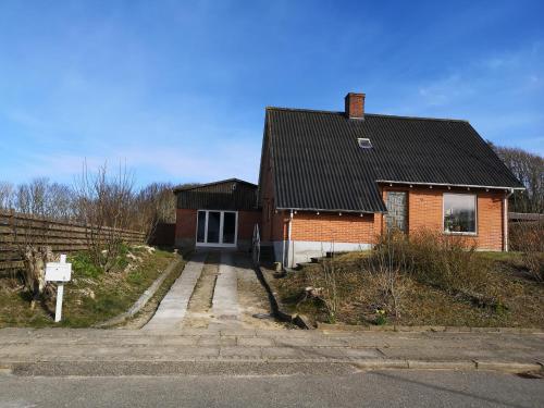  Logi i hus med kunst og have in Vestervig