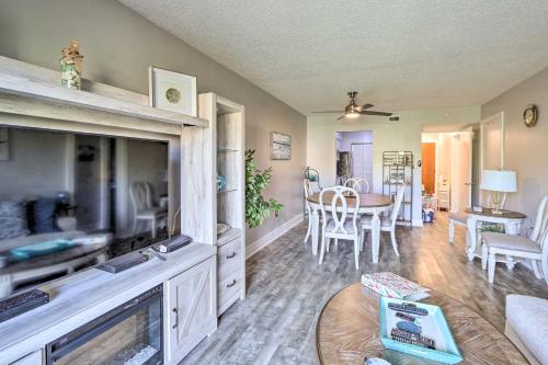 Condo in Xanadu Villas with Pool - Walk to the Beach - image 2