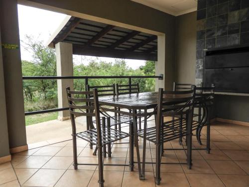 Monateng Safari Lodge Cullinan South Africa