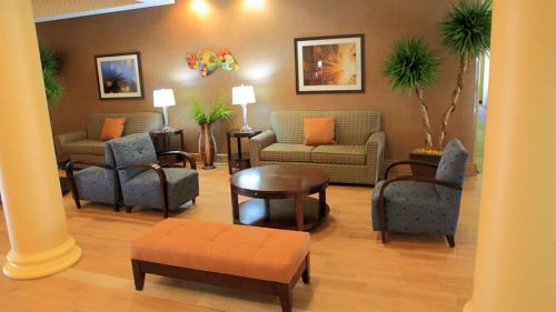 Holiday Inn Express and Suites Bossier City Louisiana Downs By IHG - 로비