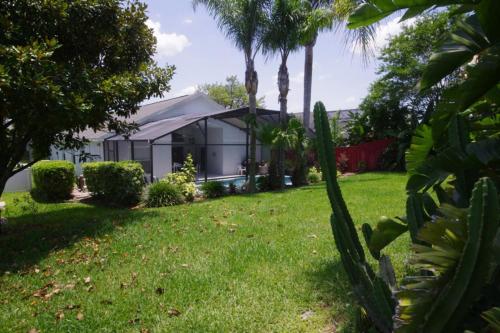 Sunny Oaks - image 3