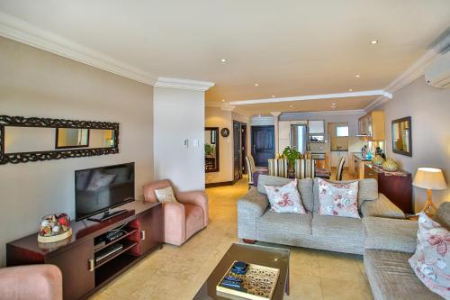 504 Ballito Manor View-Luxury home on the main beach