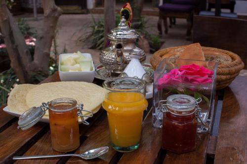 Riad Houdou - image 5