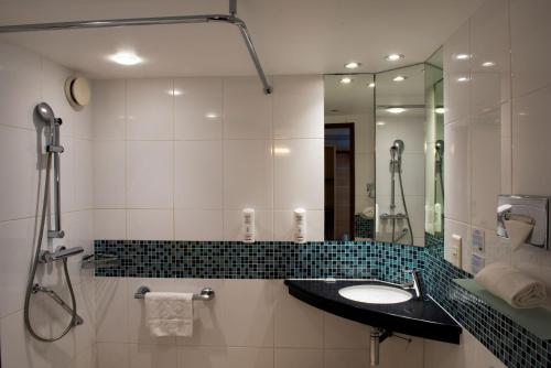 Holiday Inn Express Paris-Canal De La Villette an IHG Hotel - image 12