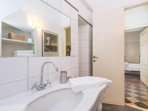 Apartment Romantico by Interhome, Rzym (zdjęcie 5)