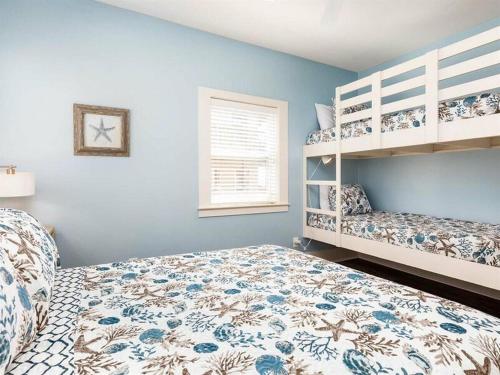 Avocet by Meyer Vacation Rentals - main image