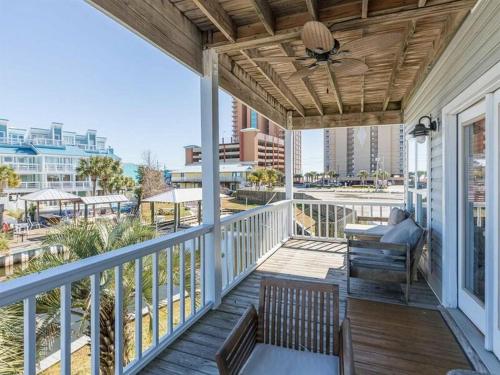 Summer Breeze West by Meyer Vacation Rentals - image 4