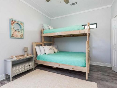 Summers Point by Meyer Vacation Rentals - image 3