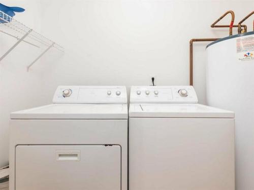 Regency Isle by Meyer Vacation Rentals - image 6
