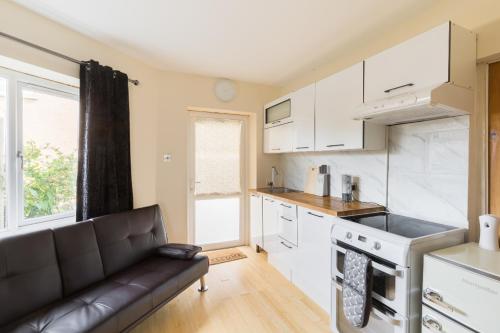 Umbrella Properties Private Apartment Birmingham 3