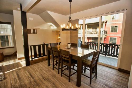Suite Retreat by Casago McCall - Donerightmanagement - image 3