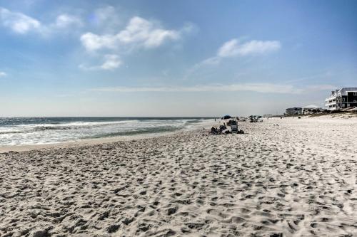 Coastal PCB Cottage with Pool and BBQ 1Block to Beach! - image 17