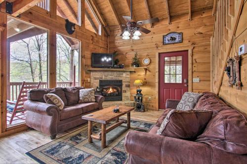 Sevierville Sanctuary Hot Tub Pool Table and Deck! - main image